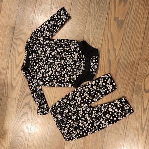 Gap mix and match set in black and white floral. 3-6 mos.